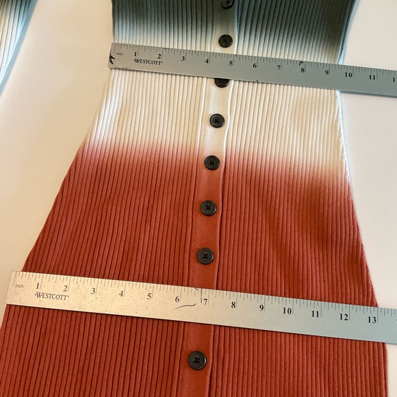 Derek Lan 10 Crosby Ribbed Knit Dress, Long Sleeve, V- Neck Button Front, Sz SP - Picture 15 of 16